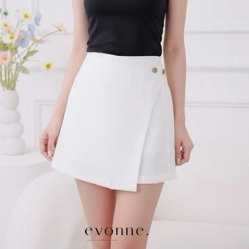Evonne HaSeul Skorts