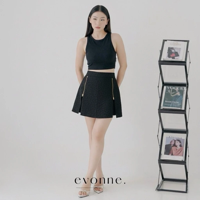 Evonne Winnie Skorts